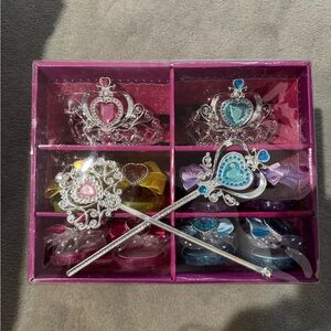 NWT: Princess Playset